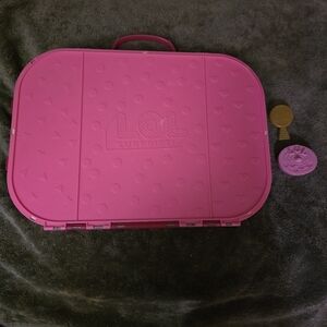 L.O.L. Surprise! Pink Carrying Case with Accessories